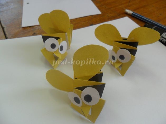 Пчёлка из бумаги детскими руками: мастер-класс