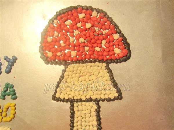 Пластилинография: грибочек